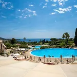 Appartement Le Belvedere - V3 207 By Interhome Saint-Raphaël